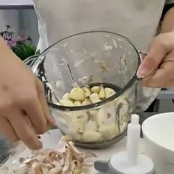 1 шт., чесночница, силиконовый ролик, измельчитель, машина, аксессуары для приготовления пищи, кухонный мини-чесночница, домашние кухонные инструменты 2L