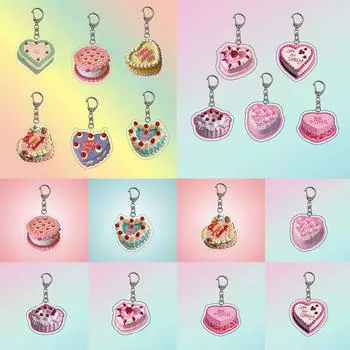 1 шт. цветной держатель для ключей в виде торта на день рождения, винтажная акриловая игрушка, подарочный автомобильный брелок, кавайный рюкзак с застежкой-молнией, декоративные подвески для Airpods