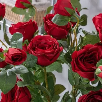 1 шт. Искусственные розы ко Дню святого Валентина, шелковая роза со стеблем, реалистичная искусственная роза с длинным стеблем, букет поддельных роз для свадьбы, украшение дома красный