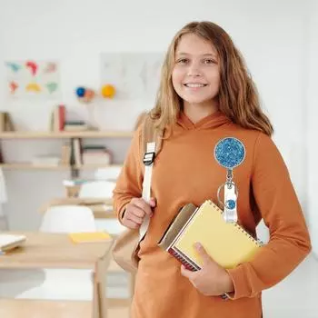 1 шт., круглый блестящий бейдж с пайетками, выдвижной держатель для бейджа, держатель для удостоверения личности медсестры, врача, шнурок для ключей, канцелярские принадлежности