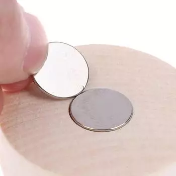 1 шт. Магнитная витрина для вязания крючком куклы, подставка для демонстрации, фетровая кукла-животное, деревянная подставка для фигурки 30X15MM