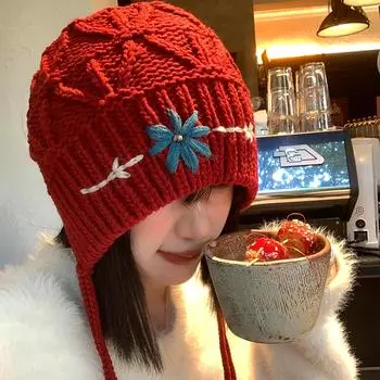 1 шт., модная вязаная крючком шапка в стиле бохо с цветочным узором, универсальная вязаная шапка с кисточками, защита ушей