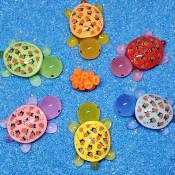 1 шт. мультяшные светящиеся миниатюры черепахи-клубники, светящиеся в темноте, украшения из смолы, украшение для сада фей, мох, террариум, микроландшафт 4.9*3.3*1.6cm синий