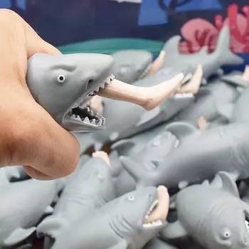 1 шт. необычная пародия на сжимаемую и плюющуюся акулу, игрушка для снятия стресса серый