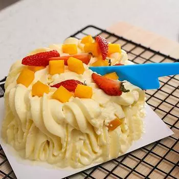 1 шт., пластиковый мини-скребок для выпечки крема, антипригарный шпатель для масла, резак, термостойкий кухонный инструмент для выпечки, скребок синий