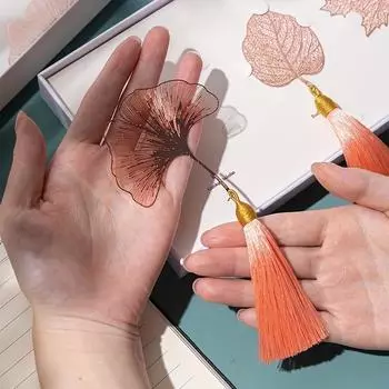 1 шт. Подарочная металлическая закладка, литературный подарок «The Four Seasons of the Leaf», металлическая подарочная закладка в коробке, для деловых подарков, подарка на День учителя