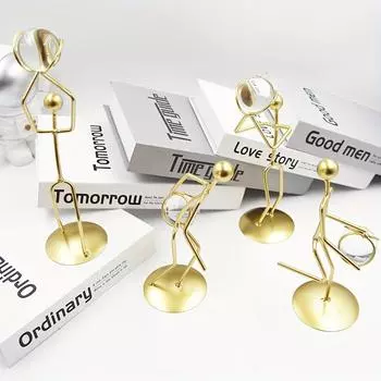 1 шт. Северная Европа, легкий роскошный железный художественный спортивный маленький человечек, хрустальные шары, ТВ-ковчег, украшение для передней двери Right hand ball lift style