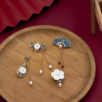 1 шт. Винтажная брошь в китайском стиле с изумрудной эмалью, классический цветок из ракушек, элегантный дворцовый темперамент, нагрудный цветок, аксессуары для чонсама