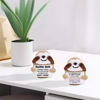 1 шт. вязаный крючком праздничный подарок с открыткой эмоциональная поддержка ленивец кукла ручная работа вязаная фигурка украшение стола готовое украшение 7.5x5.5x4.5