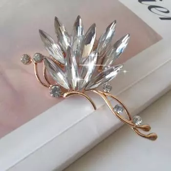 1 шт. зажим для ушей, отличная липкость, блестящие красочные искусственные хрустальные бабочки в форме бабочек