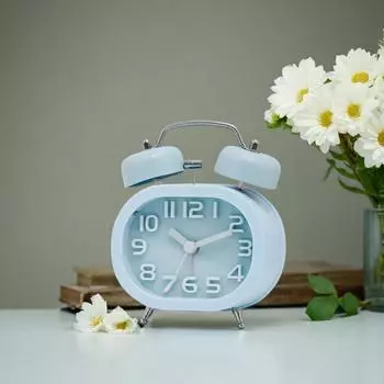 1PC3.5-дюймовый мультяшный 3D цифровой будильник; Оснащен ночным светильником в виде циферблата.; Подходит для украшения прикроватной тумбочки в домашней спальне. белый