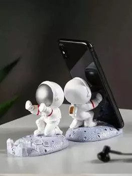 1pc Astronaut Decor Desktop Phone Holder Best Gifts Birthday Graduation one-size