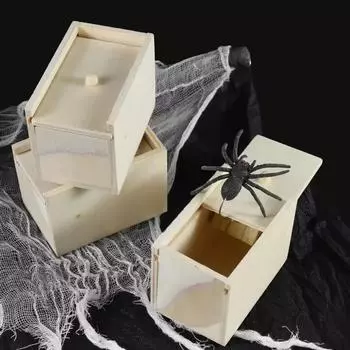 1pc Halloween Spider Surprise Box Joke Fun Scare Prank Gag Gifts Kids Adult Toys Scared Wooden Magic Box Spoof Scary Little Bug светло-серый
