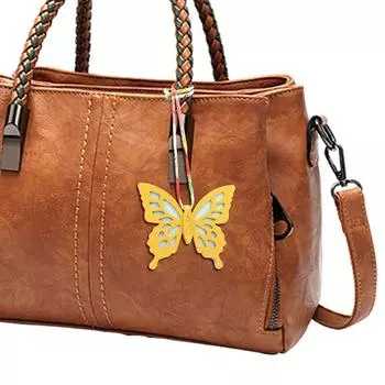 1PC Keychain Car Key Holder PU Leather Charms Buckle Butterfly Luggage Tags Women s Fashion Bag Pendant Hollow Out