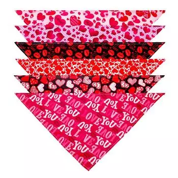 1Pc Love Pattern Holiday Party Triangular Bandage Dog Accessories Pet Supplies Diverse styles Drool Towel Dog/Cat Valentine s Day