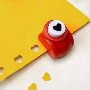 1pc, Mini Small And Cute Paper Embosser, Heart-shaped Paper Punch, Handmade DIY Portable Love Shape Paper Art Paper Manual Punch красный