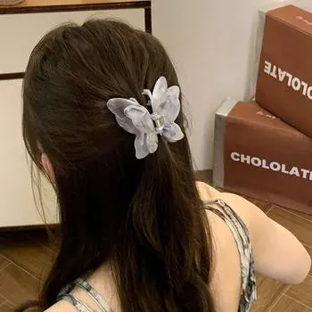 1pc Oil painting, blending, three-dimensional butterfly grip, high-end temperament, shark clip, hair clip, hairpin