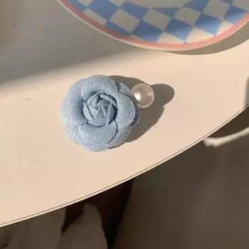 1pc Pearl 3D Camellia Hair Clip~New Spring Collection! French high-end style side clip bangs hair accessory, headwear for women