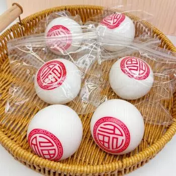 1pc Relaxed Capybara Squeeze Toy Silicone Vent Squeezing Toys Funny Cake Food Toy Kids Gift chinese character 1pc