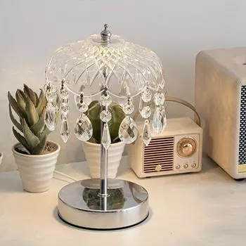 1PC Современная настольная лампа из хрусталя с регулируемой яркостью - ночник с питанием от USB и полированным абажуром, идеально подходит для спальни и бара