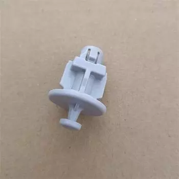 1Pcs Rear Trunk Strap Hanger Clip GJ6J-68-301B77 GJ6J68301B77 For Mazda 6 GG 5HB