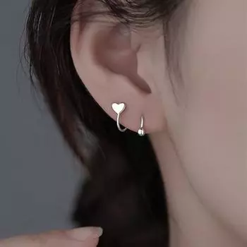 1Pcs Stainless Steel Screw Ball Star Heart Ear Bone Ear Buckle Rotating Wave Mini Stud Earrings for Women Personality Jewelrry ARI Heart