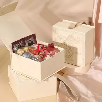 1шт бумажная свадебная ПУ кожаная ручка шоколадные конфеты коробки портативная подарочная упаковочная коробка полая сувенирная сумка полая сувенирная 15cm*15cm*8cm
