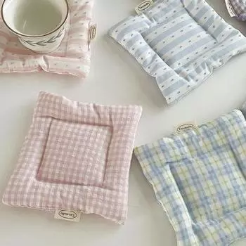 1шт термостойкий коврик для чашки домашний бытовой изоляционный коврик многоцветный нескользящий коврик утолщенный хлопковый коврик для чашки стиль INS 15x15см