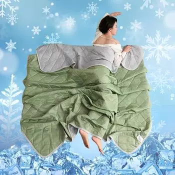 200*230 см 1 шт. прохладного летнего одеяла. Одеяло тонкое, дышащее, его можно стирать в стиральной машине, оно подходит для тех, кому жарко спать, с воздушным охлаждением. 70*100cm небесно-голубой