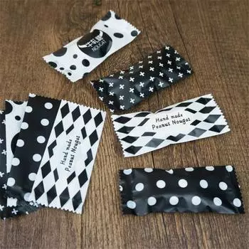 200 Pcs/Lot White Dots DIY Handmade Nougat Candy Packaging Bag Milk Candy Taffy Wrapper Food Packing Mini Bag 4x9.5cm