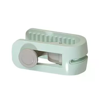 2021 Новые популярные пластиковые нескользящие одеяла с застежкой-клипсой нескользящее покрывало для кровати 1pcs