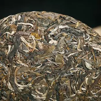 2021 Весенний рассвет Шэн Пуэр Юньнань Цзинмай Горная беседка с ароматом орхидеи Сырой чай Пуэр 357г