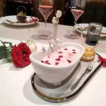 2022 Новейший стакан для коктейлей, пластик, лучший бар, вечеринка, посуда для питья, электрическая ванна, циклическая накачка, художественный контейнер для молекулярной еды White Cocktail Cup 300ml