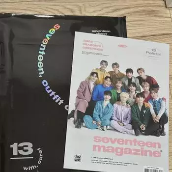 2022 Seventeen Season s Greetings Photobook