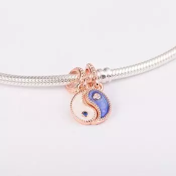 2022 Стерлингового Серебра 925 пробы на День святого Валентина, разделяемый Инь и Ян, сверкающий висячий шарм, подходит для европейских браслетов, бусин для изготовления ювелирных изделий