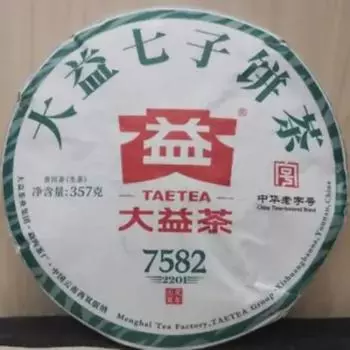 2022 Yunnan Menghai Dayi TAETEA 7582 Классический сырой чай Пуэр Чай Пуэр 357г 2201