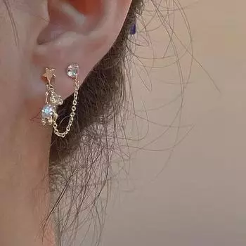 2023 Милые серьги-кисточки для пирсинга ушей в виде медведя с двумя цепочками для женщин - нишевый дизайн, универсальный и очаровательный