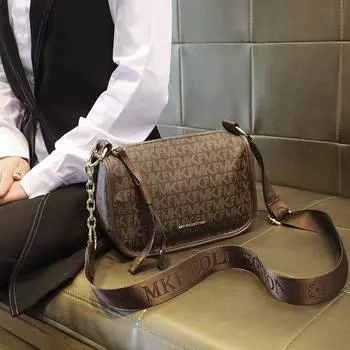 2023 MK F Подушка Женская сумка через плечо с широким ремнем и кисточками