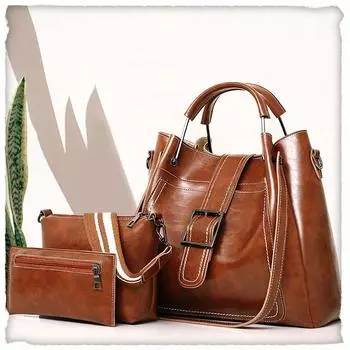 2023 Новая модная женская сумка для мамы, кожаная женская сумка из трех предметов, портативная сумка на плечо, декоративная сумка с пряжкой на ремне 34x13x32cm чёрный