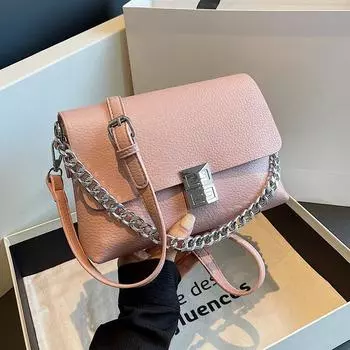 2023 Новая женская сумка, популярная в Интернете, универсальная сумка через плечо, суперпопулярная маленькая квадратная сумка летом