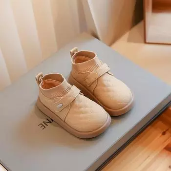 2023 Новые повседневные туфли из искусственной кожи для девочек, нескользящие детские мокасины на липучке, простые нескользящие детские модные короткие ботинки для мальчиков из искусственной кожи 23 хаки