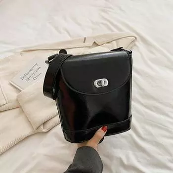 2023 Новый ретро-стиль, модная и популярная сумка-ведро под мышками, модная женская сумка, зимняя маленькая квадратная сумка через плечо на одно плечо