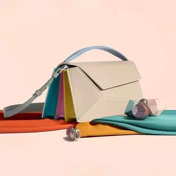 2023 Турецкая геометрическая ромбовидная решетчатая сумка-аккордеон через плечо - Высокое качество розовый