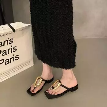 2024 2024 Металлическая обувь Винно-красные женские тапочки Шлепанцы Летние пляжные роскошные женские туфли на плоской подошве Сандалии Женские шлепанцы Тапочки 38 золотой