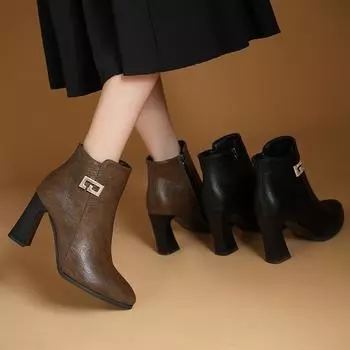 2024 autumn and winter new French pointed short boots women s British high heels thick heel metal buckle leather boots Martin boots 35 чёрный