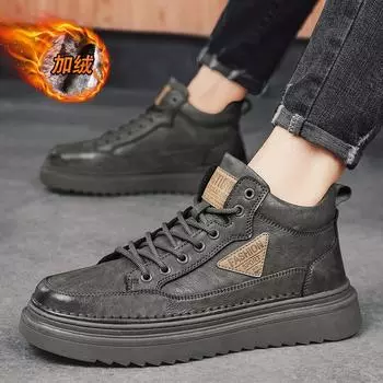 2024 autumn and winter tooling men s shoes, new trendy velvet casual pants, British retro little Martin boots 39