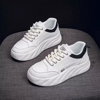 2024 autumn little white shoes new Korean version ins female students platform heightening sports board shoes casual street shot RM501 35