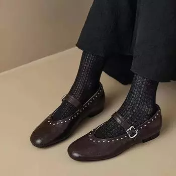 2024 Брендовые туфли для женщин, однотонные женские туфли на плоской подошве с пряжкой, весенние туфли Мэри Джейн с квадратным носком и заклепками, с неглубоким вырезом 35 чёрный