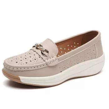2024 Casual women s shoes Flat shoes Walking sports new summer shoes Light fashion soft soled women s loafers 35