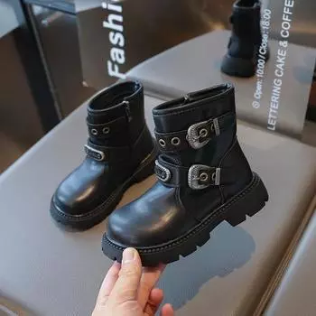 2024 Детские модные ботинки для девочек осень-зима новые модные британские туфли с мягкой подошвой, нескользящие, универсальные, шикарные, кожаные 26 чёрный
